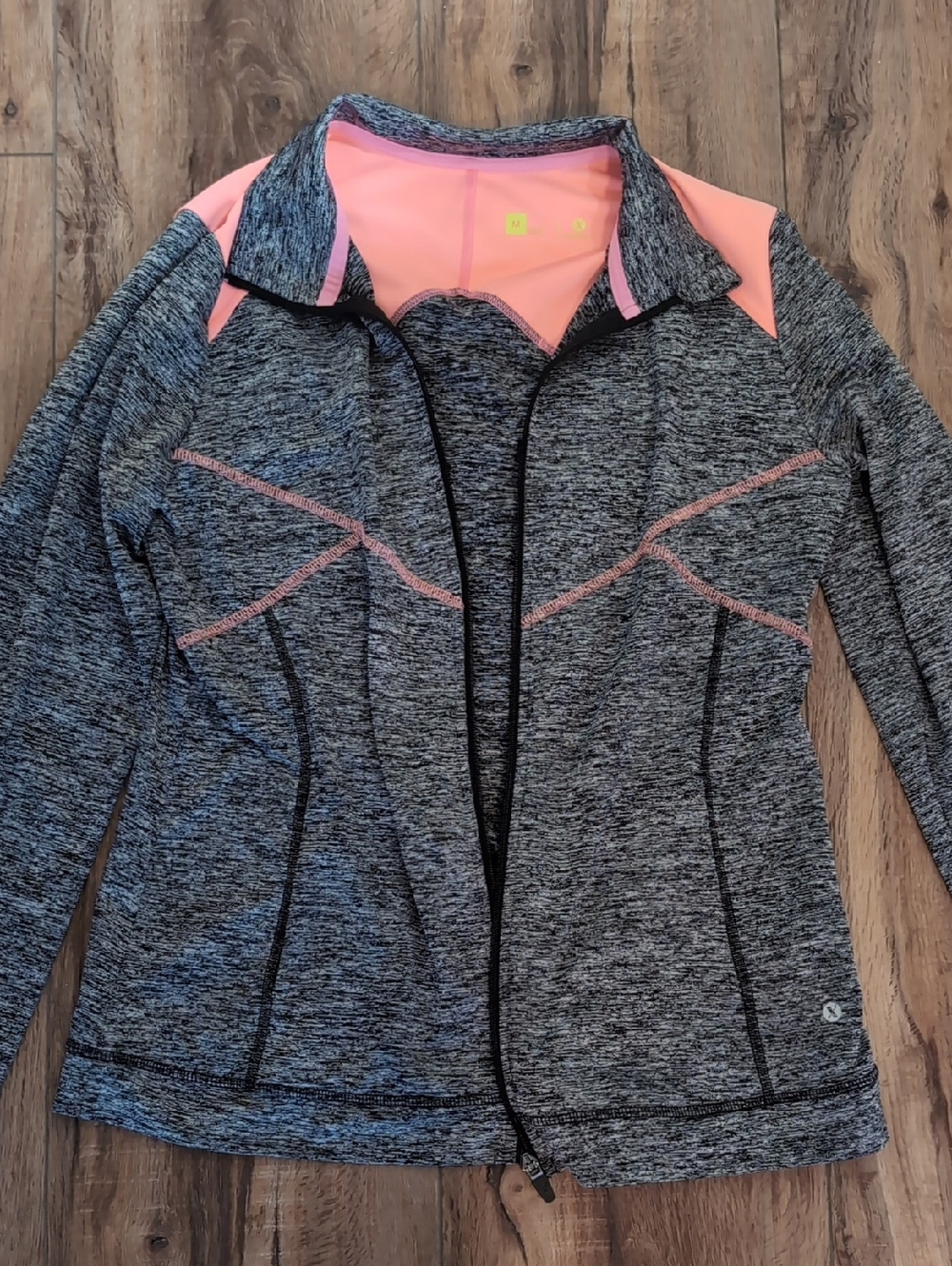 Xersion Gray & Pink Women's Zip Jacket